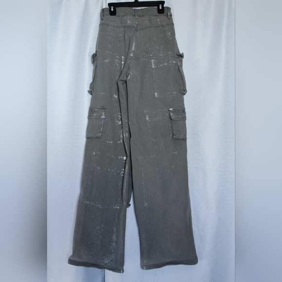 Fashion Nova Time To Shine Silver Foil Cargo Jeans Size 3 Baggy - Picture 4 of 8